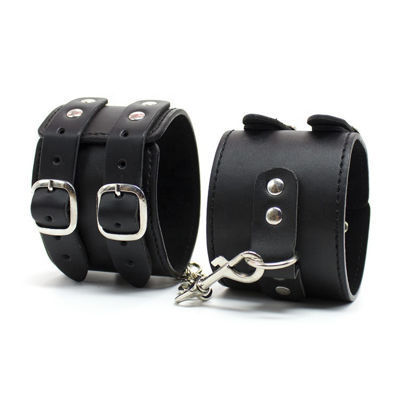 Чёрные наручники на двойных застёжках