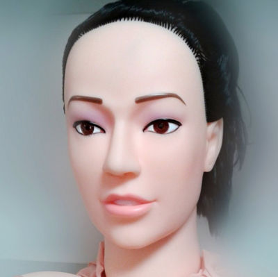 Любовная кукла-брюнеточка с реалистичными попкой и киской