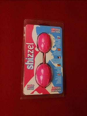 Вагинальные шарики Shizzel с вибрацией