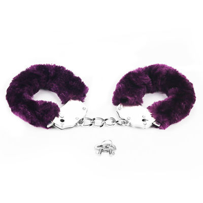 Наручники Fetish Pleasure Fluffy Handcuffs фиолетовые